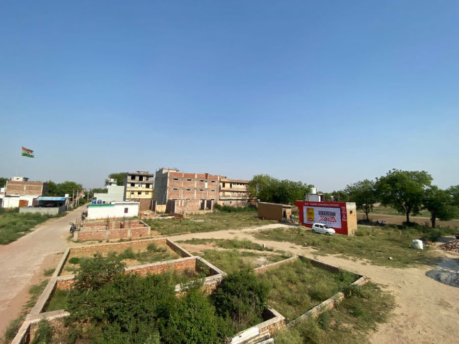 Plots in noida